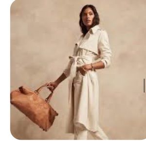 Banana Republic Soft Trench Coat (SMALL, CREAM)